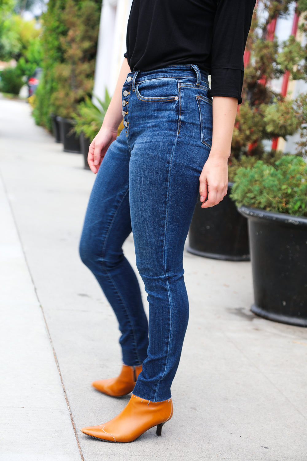 Judy Blue Stand Out Dark Denim High Rise Skinny Fit Button Fly Jeans